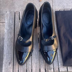 OOAS Miss Eliza Chic Black Patent Leather Heels